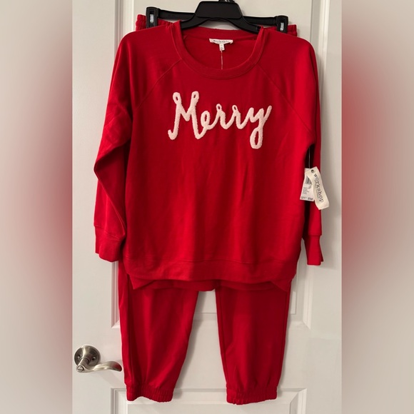 #1569 - 2 pc Set Christmas Holiday Red Sweatsuit with MERRY in White - Picture 1 of 10